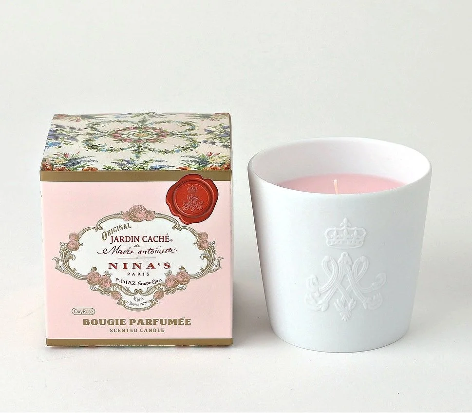 Marie Antoinette Scented Candle in Embossed Jar Versailles Rose